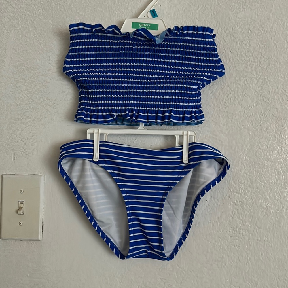 Un bellísimo traje de baño 👙 talla s marca xhilarantion